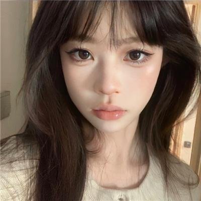 裸女怀春
